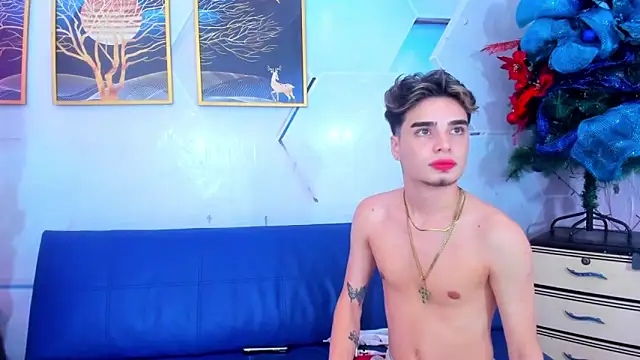 Alex jeins at online show from 12-19-25, 03:57