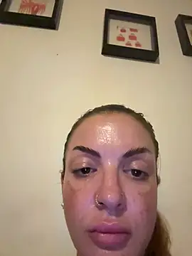 Carlafeet online show from 06-24-26, 07:18