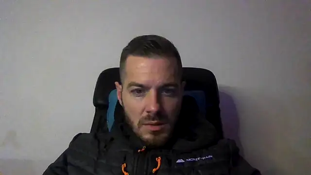 cheekycherryx online show from 12-17-25, 02:06