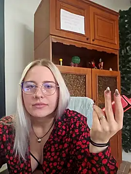 ChristinaWheeled11 online show from 03-04-26, 10:43