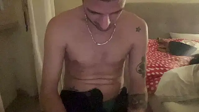 ludooo899 online show from 02-12-26, 04:40