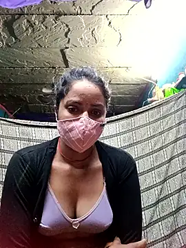 Poonam8080 online show from 12-17-25, 12:16