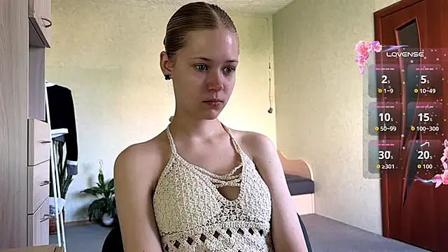 ZaidaSchwarten online show from 06-29-26, 05:14