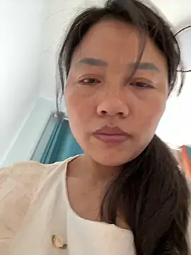 Snapshot of cmvoo chatting on 04-10-26, 03:45 cmvoo online show from 04-10-26, 03:45