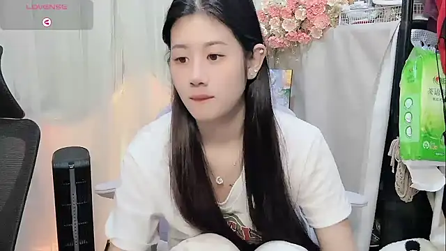 Yvonne-07 online show from 03-25-26, 04:35