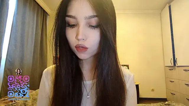 Qwami Amie online show from 02-12-26, 07:36