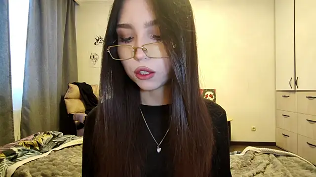 Qwami Amie online show from 02-22-26, 08:35