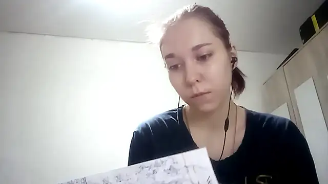 Snapshot of Annette_meow1 chatting on 12-23-25, 08:12 Annette meow1 online show from 12-23-25, 08:12