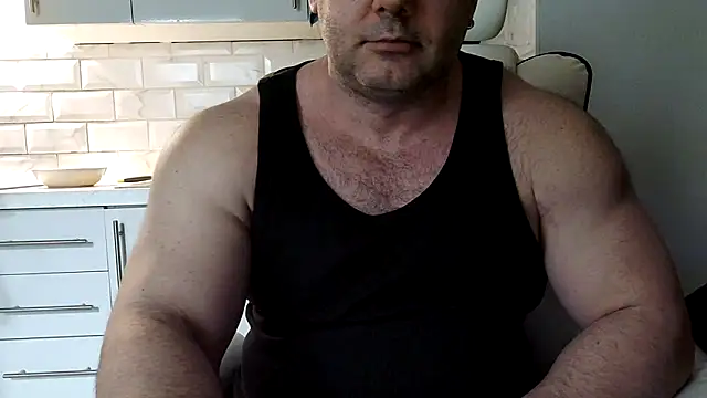 Snapshot of WildJohn_XX chatting on 04-11-26, 10:58 WildJohn XX online show from 04-11-26, 10:58
