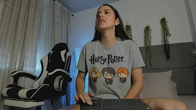 JulietaSnow online show from 03-07-26, 04:48