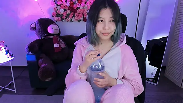 SirenMystiq online show from 04-15-26, 07:58