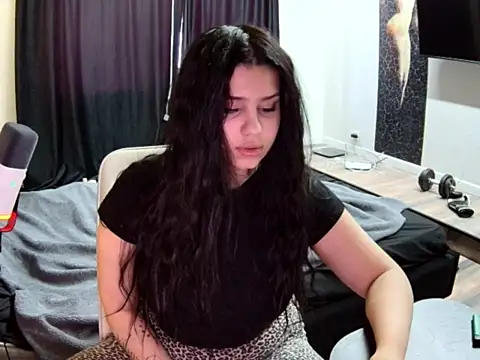 Nicole Pars online show from 02-24-26, 01:20