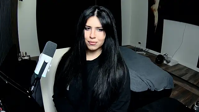 Nicole Pars online show from 03-01-26, 04:42