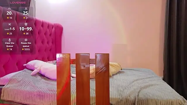 Serena reinaa online show from 12-16-25, 02:44