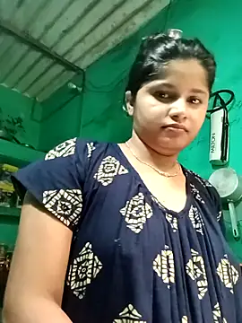 Snapshot of Cuple_masti72 chatting on 06-19-26, 02:27 Cuple masti72 online show from 06-19-26, 02:27