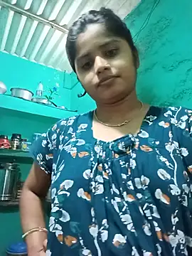 Snapshot of Cuple_masti72 chatting on 06-22-26, 01:40 Cuple masti72 online show from 06-22-26, 01:40