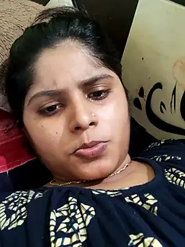 Snapshot of Cuple_masti72 chatting on 06-25-26, 04:34 Cuple masti72 online show from 06-25-26, 04:34