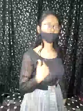 Snapshot of Rose1728 chatting on 03-22-26, 03:59 Rose1728 online show from 03-22-26, 03:59