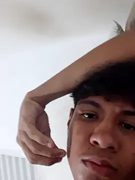 gay19anosvirgem online show from 12-21-25, 05:31