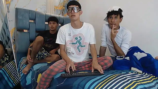 SWEET RABBIT1 online show from 01-11-26, 07:41