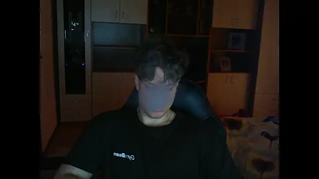 GymGuy0505 online show from 04-29-26, 07:34