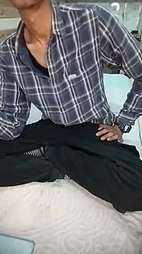 xoupleaura online show from 12-20-25, 05:31