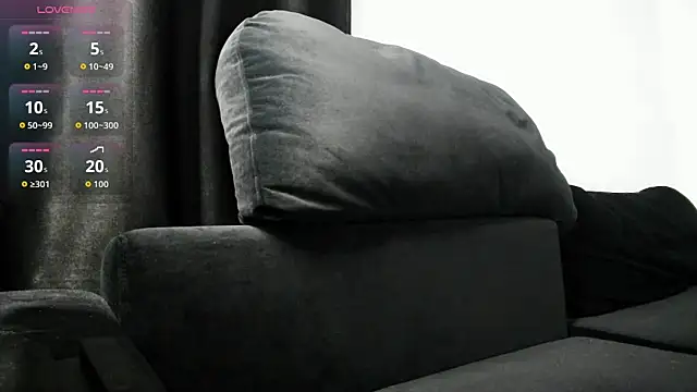 Snapshot of evelynvlove chatting on 01-10-26, 11:31 evelynvlove online show from 01-10-26, 11:31