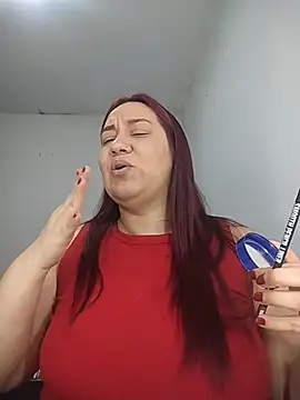 Snapshot of sharon_G chatting on 12-18-25, 01:33 sharon G online show from 12-18-25, 01:33