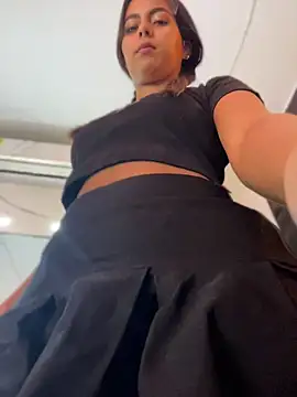 Valeria-escobar online show from 04-25-26, 11:24