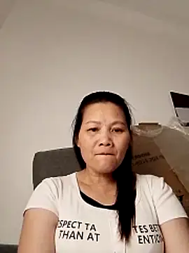 Snapshot of Cako-naka chatting on 12-15-25, 03:38 Cako-naka online show from 12-15-25, 03:38