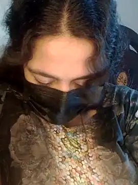 Snapshot of nosrat014 chatting on 05-03-26, 07:03 nosrat014 online show from 05-03-26, 07:03