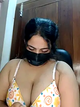Snapshot of nosrat014 chatting on 06-05-26, 06:13 nosrat014 online show from 06-05-26, 06:13
