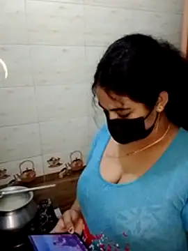 Snapshot of nosrat014 chatting on 07-18-26, 01:48 nosrat014 online show from 07-18-26, 01:48