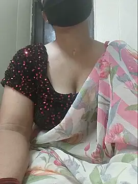 Snapshot of Meghna_01 chatting on 06-09-26, 06:25 Meghna 01 online show from 06-09-26, 06:25