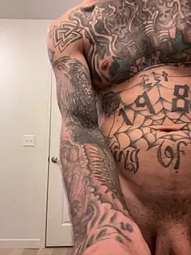 kingNQueen1211 online show from 04-28-26, 11:43