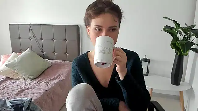 Jessy lil online show from 02-08-26, 10:07