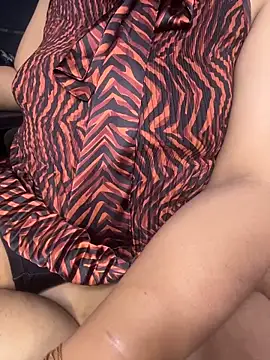 butterflyslay online show from 03-19-26, 04:11