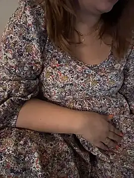 butterflyslay online show from 04-23-26, 03:30