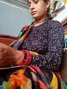 Aaisha 01 online show from 07-14-26, 11:05
