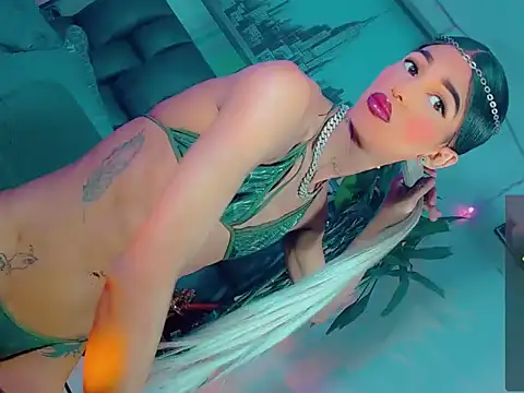 agathaferrer3 online show from 04-12-26, 10:53