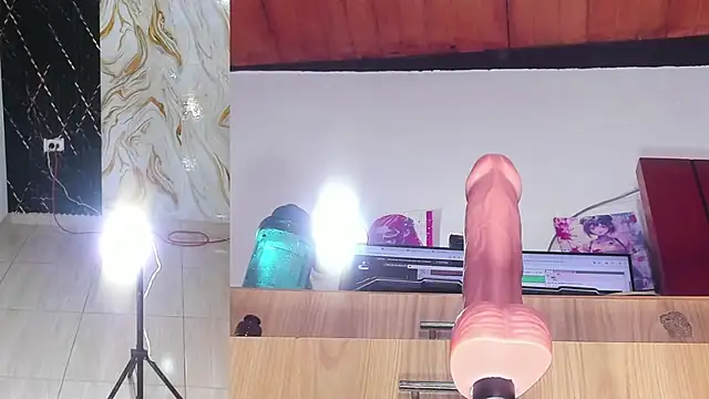 aisha funny online show from 06-14-26, 03:41