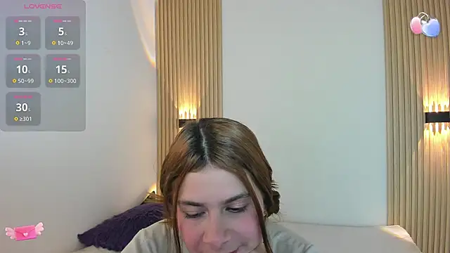 VivianOwen9 online show from 02-05-26, 10:53