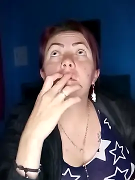 Annelis1 online show from 12-17-25, 06:19