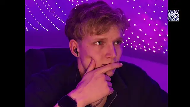 Elias Veins online show from 04-26-26, 03:59