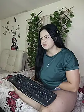 Juli castillo1 online show from 03-17-26, 01:47