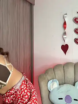 Tamaraserra online show from 04-10-26, 05:17