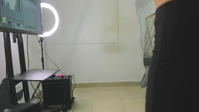 Selenaasm online show from 04-26-26, 09:23