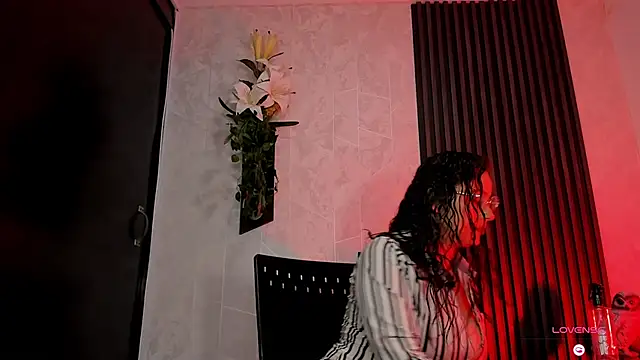 oliviawilde  online show from 12-21-25, 08:21