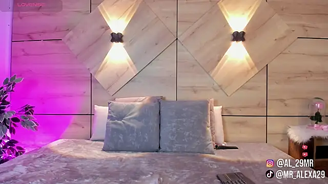 sussan fox  online show from 02-28-26, 07:48