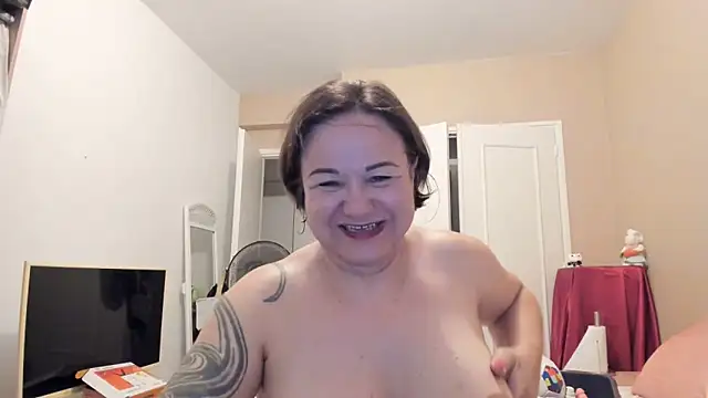 Snapshot of tantriquegirl06 chatting on 06-27-26, 06:35 tantriquegirl06 online show from 06-27-26, 06:35